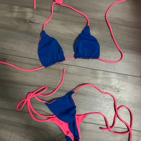 Indah reversible tom Pink and Blue Swim bikini revolve - Picture 3 of 3